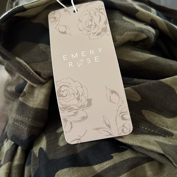 EMERY ROSE • Women’s Camo Print Notched Neckline Bodycon Dress - Picture 6 of 6